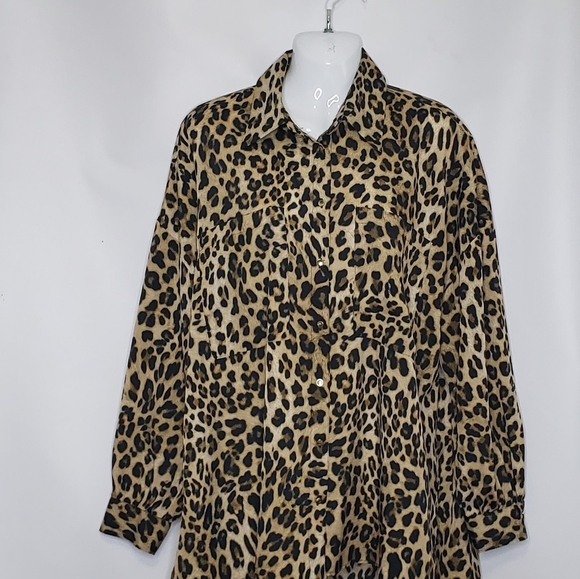Zara Leopard Print Long Sleeve Blouse Size Medium Classic Trendy - Picture 2 of 16